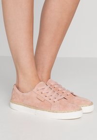 Lauren Ralph Lauren Sneakers - nude