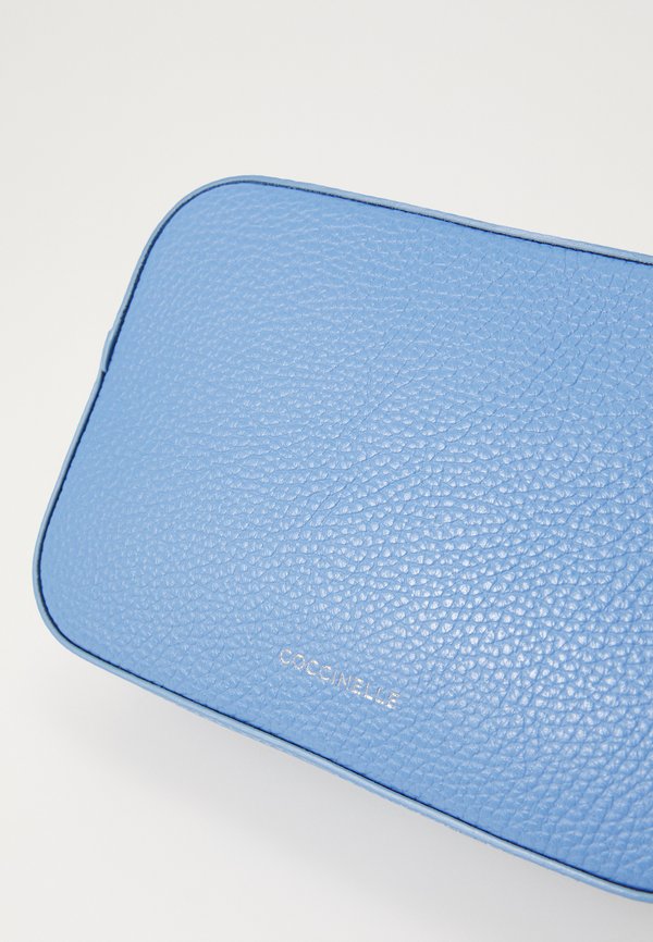 TEBE - Cross body bag - azul3