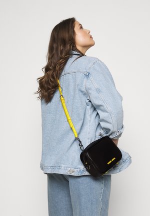 Tommy Jeans NEW CROSSOVER - Sac bandoulière - black