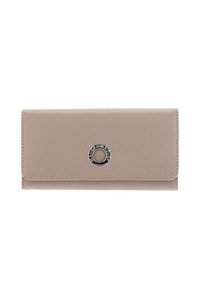 Portefeuille en cuir beige clair, de forme rectangulaire, surface texturée, avec un accent en métal argenté circulaire au centre.