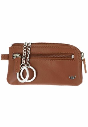 Porte-clés en cuir marron avec deux anneaux de clés argentés sur chaînes, une poche avant zippée et un petit logo métallique en bas à droite.