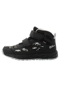 Scarpa da ginnastica bianca e nera con design high-top, tomaia in materiale sintetico con accenti in rete e due strap a velcro per la chiusura.
