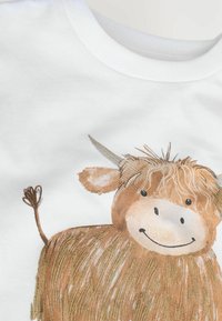 Next REGULAR FIT - SHORT SLEEVE GRAPHIC  - Triko s potiskem - white hamish