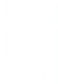 Gydytojas tikrina jaunos mergaitės sveikatą naudodamas stetoskopą šviesiame medicinos kabinete.