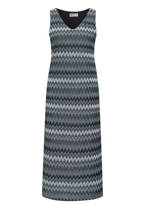 Ärmelloses langes Kleid mit V-Ausschnitt, das ein schwarzes, graues und weißes Zickzackmuster in horizontalen Streifen zeigt.