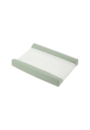Alfombrilla de cambiador verde y blanca con un borde acolchado y un pequeño patrón de puntos, superficie lisa y forma rectangular.