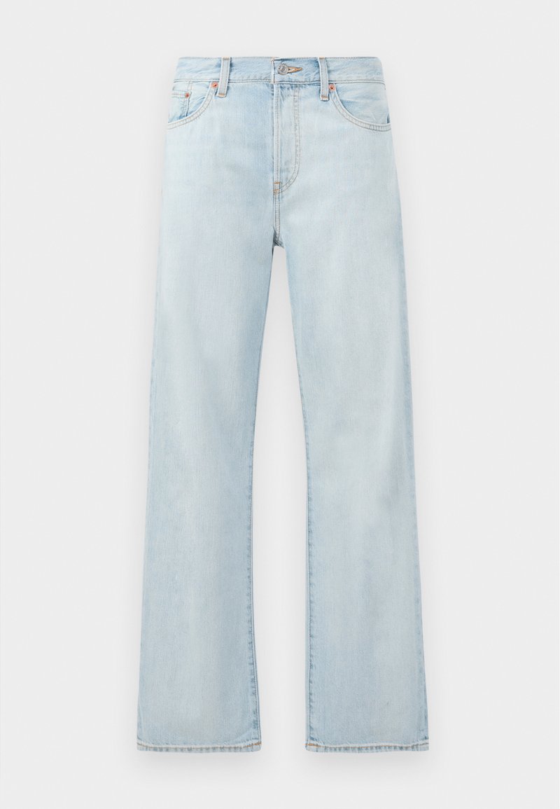 Jean en denim bleu clair avec une taille haute, un design à jambes larges et un délavage subtil. Présente un style classique à cinq poches et des accents de coutures tonales.