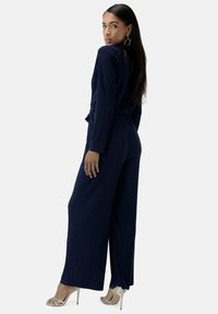 Elara Mono - blau