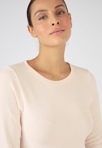 Damart FINE THERMOLACTYL SENSITIVE COL ROND - Maglietta a manica lunga - rose