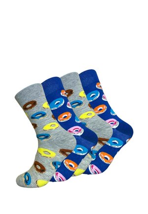 Fire par crew socks, vekslende grå og blå, hver mønstret med farverige doughnuts i brun, gul, blå, orange og lyserød glasur.