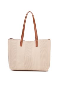 Beige tote bag met een textuurfabricage, voorzien van twee bruine leren handvaten. Het ontwerp is rechthoekig met een platte bodem voor stabiliteit.