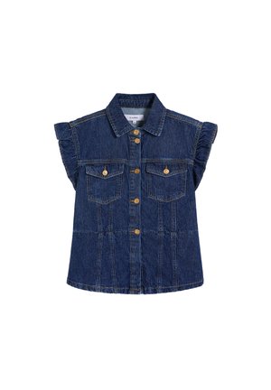 Chaleco sin mangas de denim azul oscuro con botones delanteros, dos bolsillos con solapa y botones en el pecho, y aberturas con volantes en los brazos.