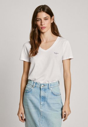 Pepe Jeans MACY V-NECK - Basic T-shirt - white