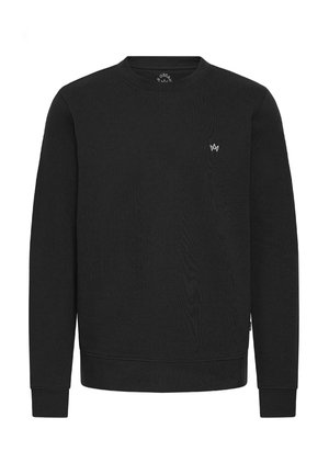 Fekete pulóver strukturált anyagból, kerek nyakkivágással, bordás mandzsettákkal és aljjal. Bal mellrészén egy kis fehér logóval rendelkezik.