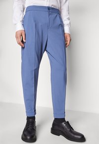 BOSS PRIAN - Uzvalka bikses - navy