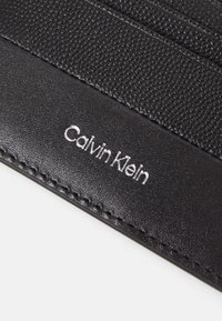 Calvin Klein CARDHOLDER - Pouzdro na vizitky - black