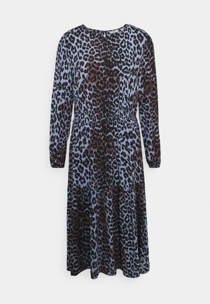 Robe midi à manches longues avec taille froncée, présentant un motif léopard bleu et noir et un col rond.