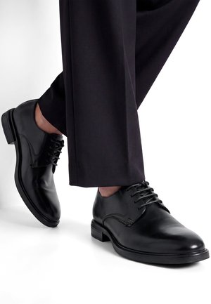 Tamaris, HALBSCHUH - Business-Schnürer - black