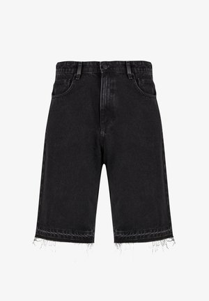 Schwarze Denim-Shorts mit fransigem Saum, fünf Taschen-Design und Gürtelschlaufen. Der abgenutzte Look und die verblassten Stellen unterstreichen die Details des Materials.