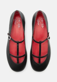 Scarosso - Baleriny z zapięciem