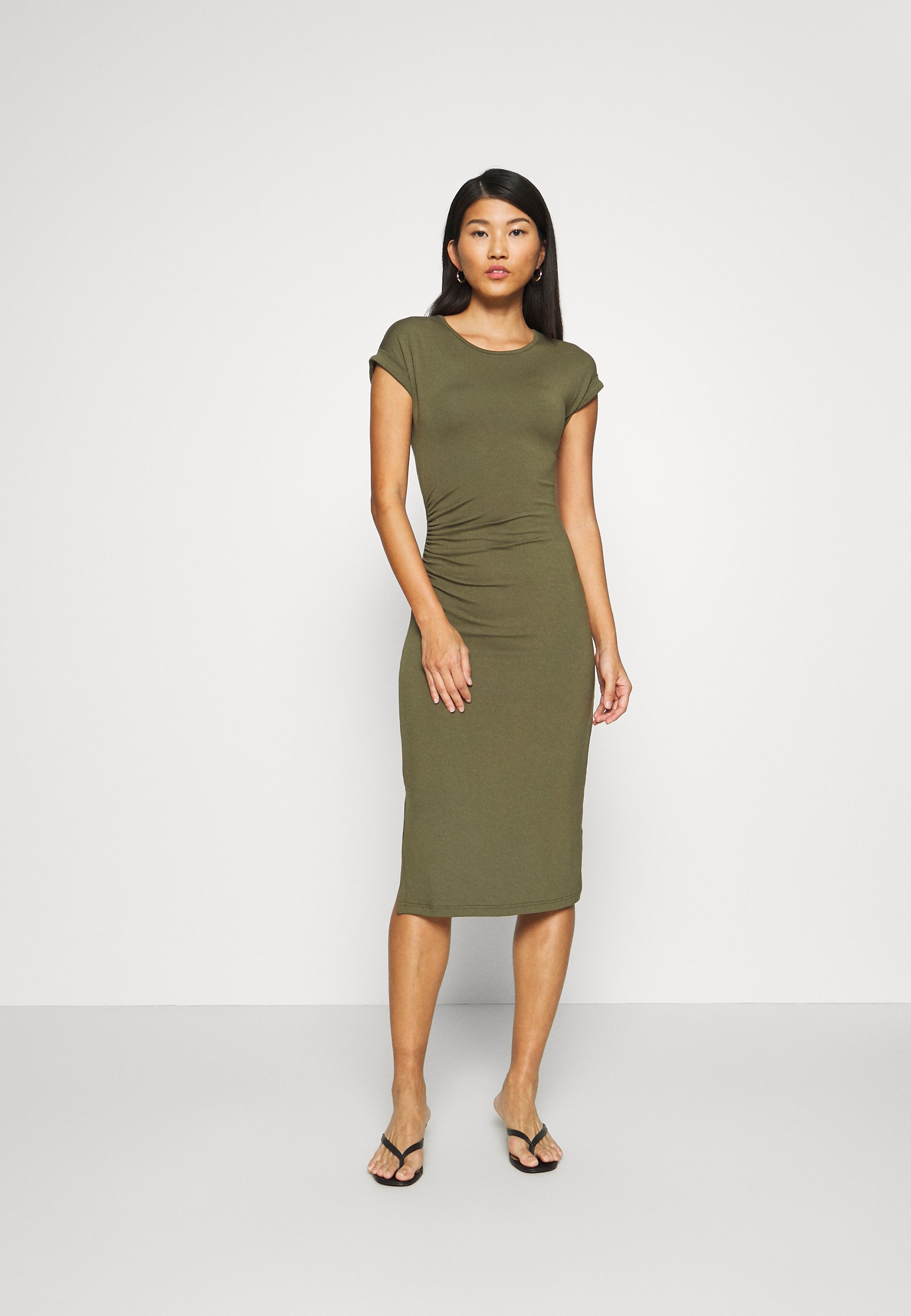 Anna Field Etuikleid Olive Oliv Zalando De 