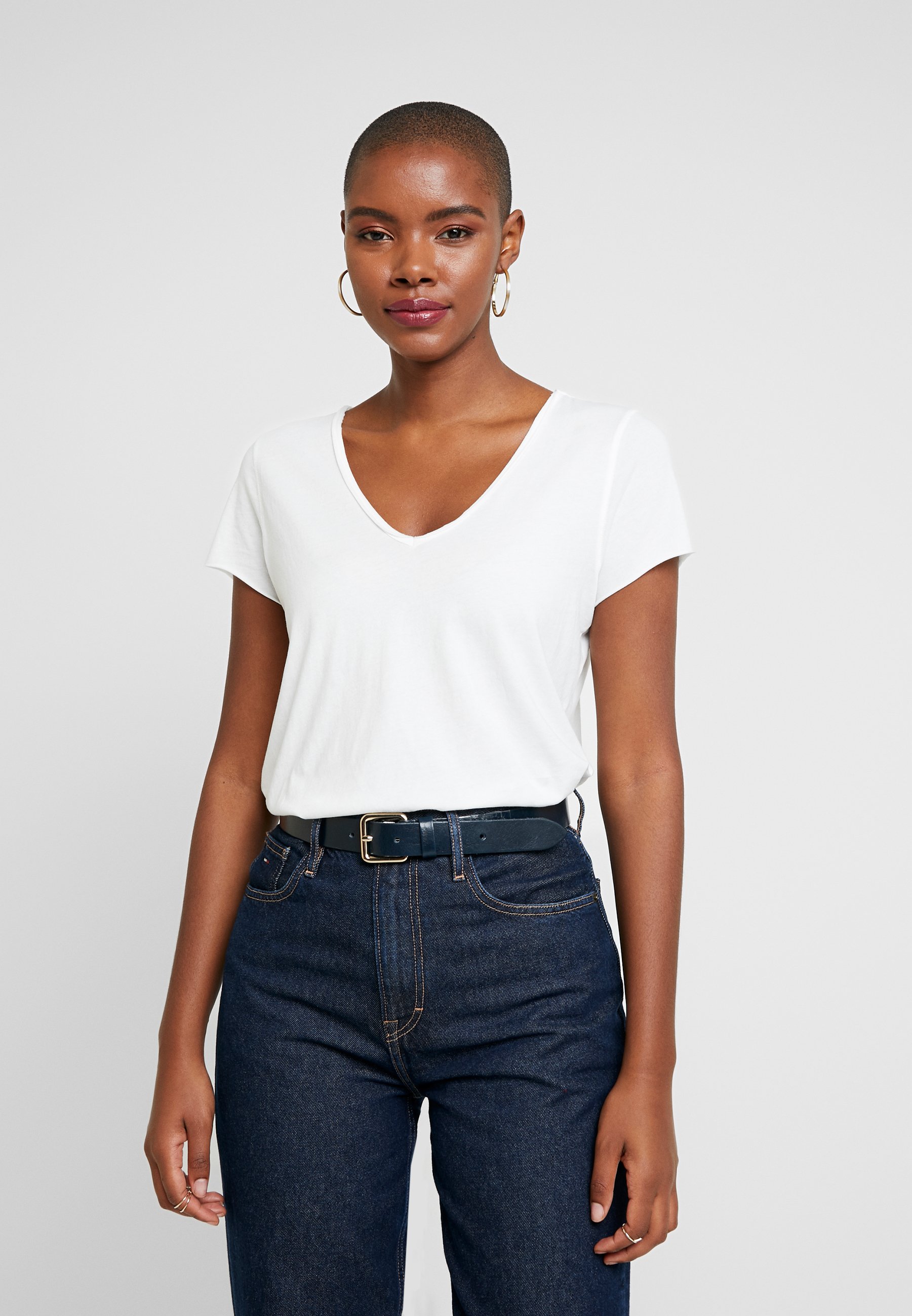 AllSaints EMELYN TONIC TEE T shirts chalk whitehvit AllSaints EMELYN TONIC TEE - T-shirts - chalk white