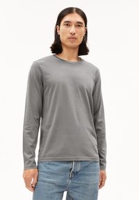 ARMEDANGELS JAARLO - Langarmshirt - iron cast