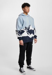 Just Rhyse THEPEAK - Mikina s kapucňou - blue