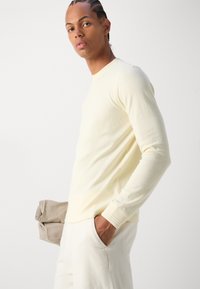 INDICODE JEANS Long sleeved top - white asparagus