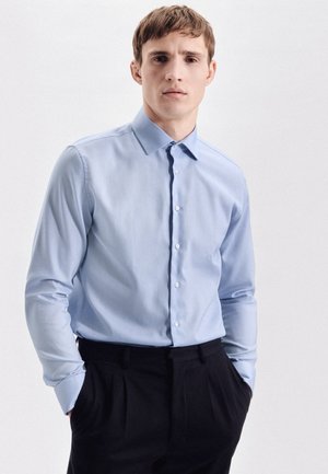 EXTRA SLIM FIT - Businesshemd - light blue