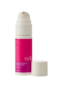 Gel per cuticole in un contenitore cilindrico bianco con un'etichetta di un vibrante colore rosa. L'etichetta presenta il testo "n/6" e "Gel Sciogli Cuticole." Incluso anche il cappuccio bianco.