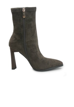 MID TACCO - Stivaletti con tacco - dark brown