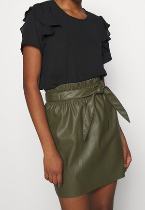 Blusa - black