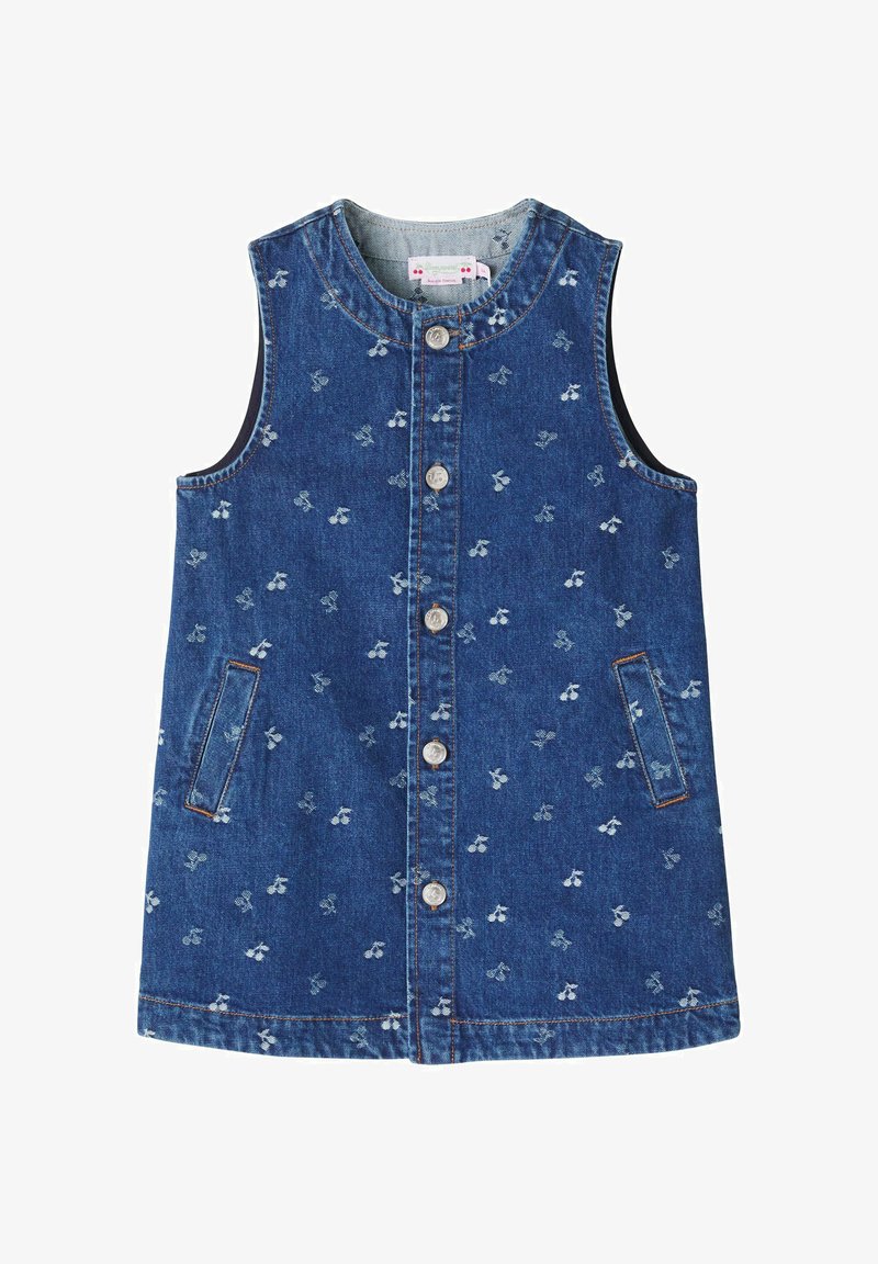 Robe en denim sans manches, de couleur bleu foncé, avec un imprimé cerise blanc, fermeture à boutons sur le devant et deux poches latérales.