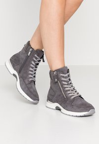 Caprice BOOTS - Botki sznurowane