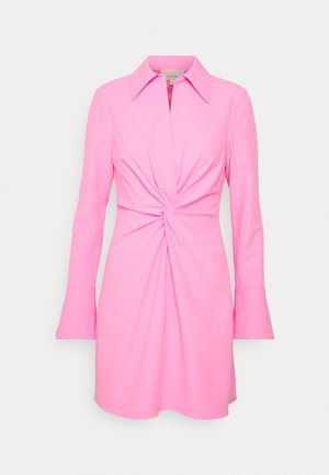 MCKENNA DRESS - Robe fourreau - neonpink