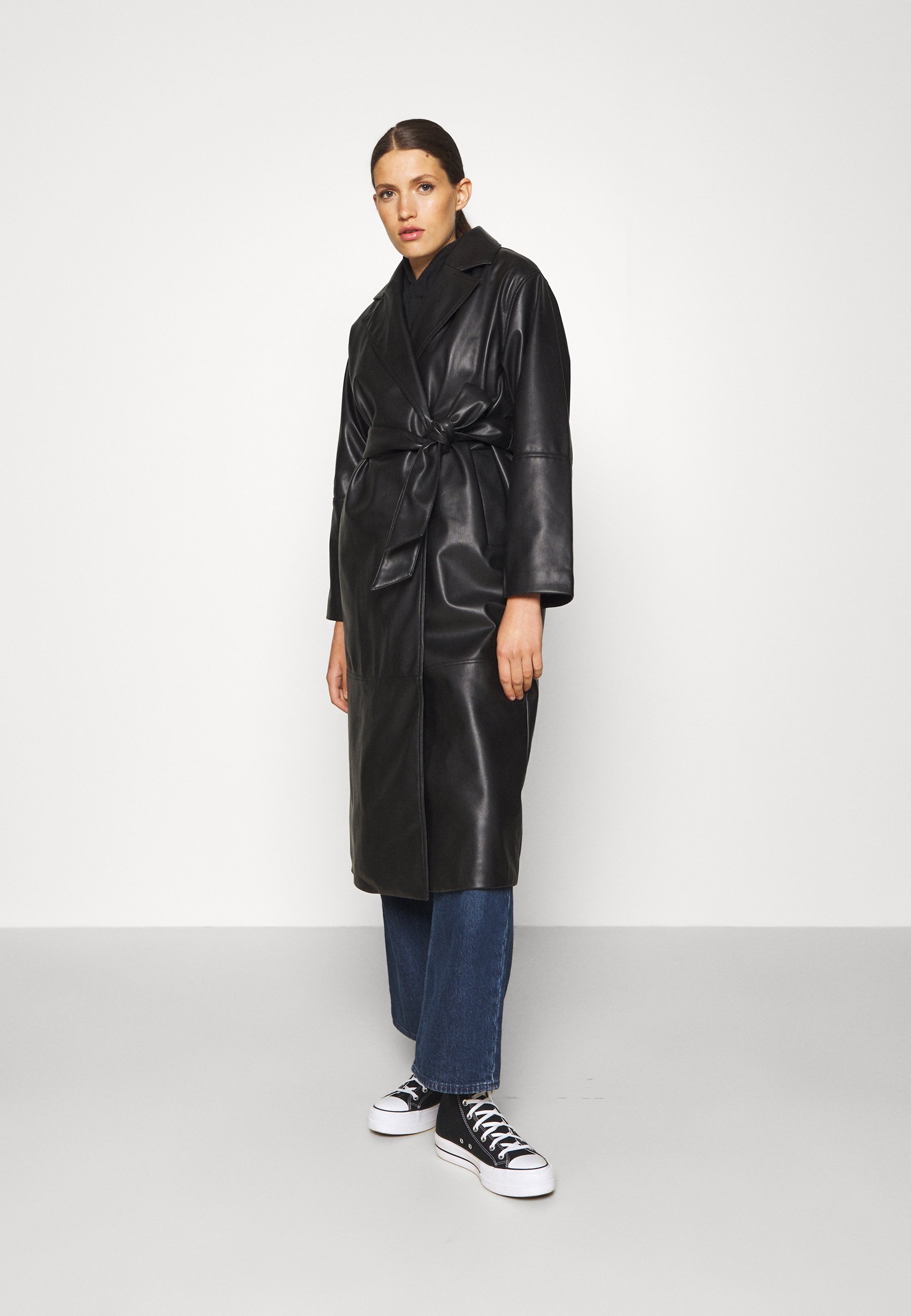 Monki Classic coat - black dark/black 