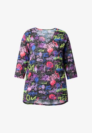 V-hals, langærmet skjorte med sort bund og farverigt graffiti-inspireret tryk i pink, blå, lilla, grøn og rød sprøjtet mønster.