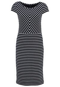 Robe rayée bleu marine et blanche avec une silhouette ajustée, des manches courtes, un encolure large et un motif en chevrons en haut.