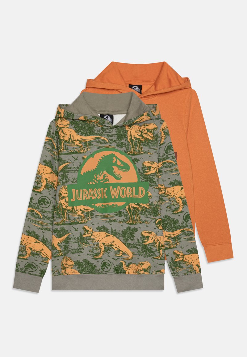 Hettegenser med et grønt og oransje Jurassic World dinosaurmønster på en grå bakgrunn, med snorhette og oransje ermer.