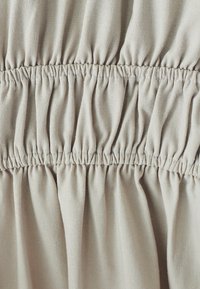AISSA - Maxi-jurk - sand