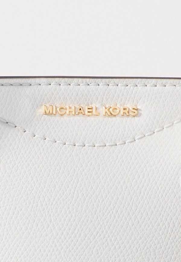 TARYN XBODY - Handbag4