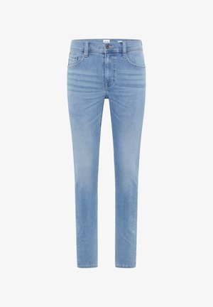 Jeans de denim azul claro con un corte ajustado, diseño de cinco bolsillos y un desgastado sutil. Presentan un cierre de botones y cintura con pasadores.