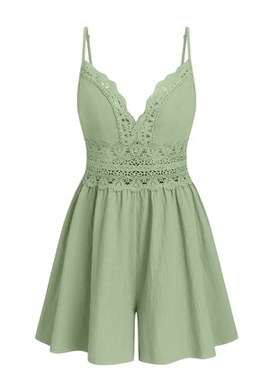 Lichtgroene mouwloze romper met kantaccenten op de diepe V-hals en taille, voorzien van verstelbare schouderbandjes en wijdvallende short.