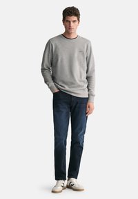 GANT EXTRA ACTIVE RECOVER - Jeans a sigaretta - black vintage