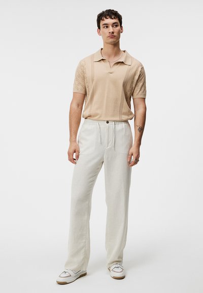 J.LINDEBERG RINGO OPEN COLLAR - Polokošeľa - safari beige