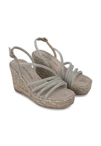 Sandali con zeppa in suede grigio chiaro con cinturini in glitter argento e suola in juta intrecciata. Dotati di fibbia regolabile per un migliore fitting.