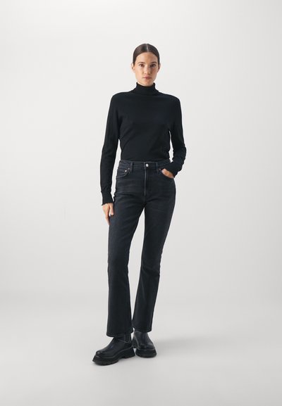 Agolde NICO - Kavbojke na zvonec - hotline/washed black