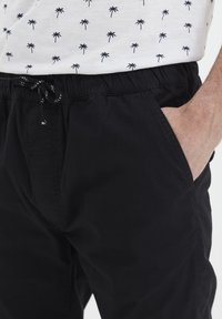Solid SDSINAN SLIMFIT - Pantalon classique - black
