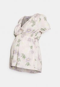 Gravidkjole i lys rosa med blomstermønstre i lilla og grønn. V-hals, korte puff ermer, innsvingt midje og myk tekstur.
